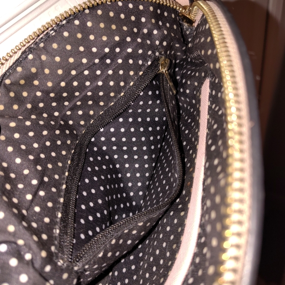 Elegant Cream Shoulder Bag - Picture 5 of 14